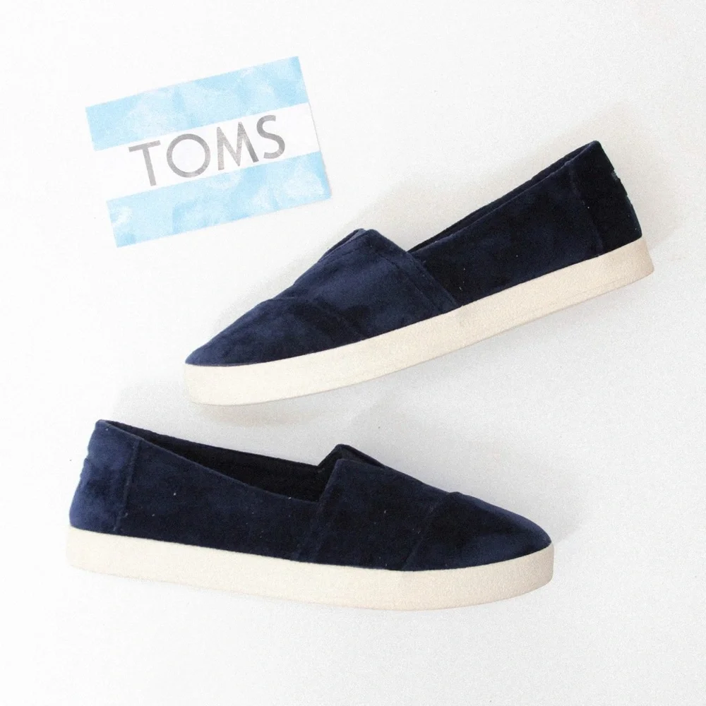 TOMS Avalon Navy Velvet Slip-On Sneakers